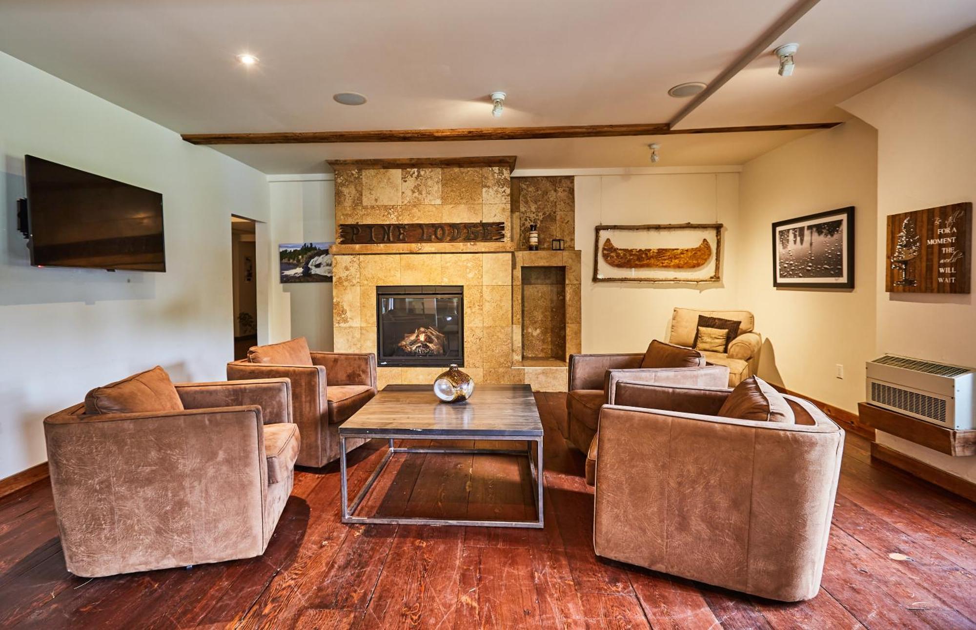 3 Pines Lodge Muskoka Huntsville Zewnętrze zdjęcie